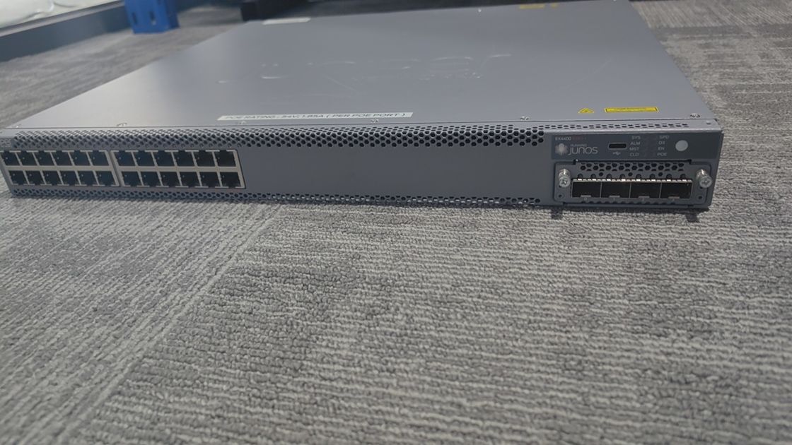 10/100/1000Mbps  Juniper EX4400-24P Services Gateway Full-Duplex Half-Duplex