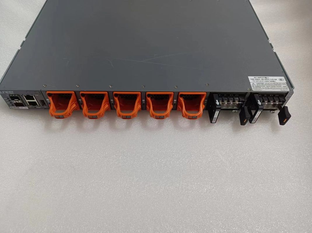 10/100/1000Mbps Juniper QFX5110-48S-AFO Services Gateway Full Duplex Half Duplex